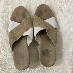 CHARLESTON SHOE CO. Tan and White Mules